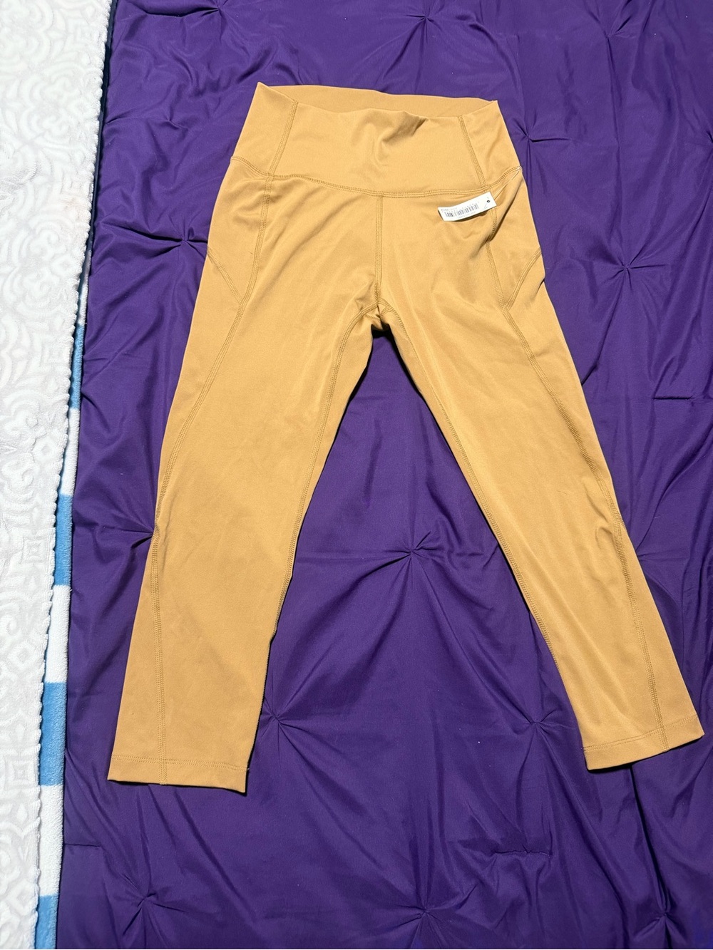 Core 10 Athletic Crop Capri Leggings Small